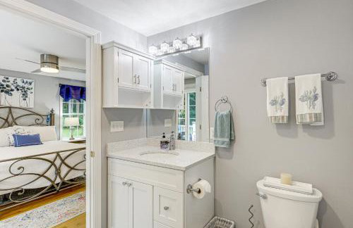 Quiet Kingston Getaway - 3 Mi to Beaches! - Foto 23