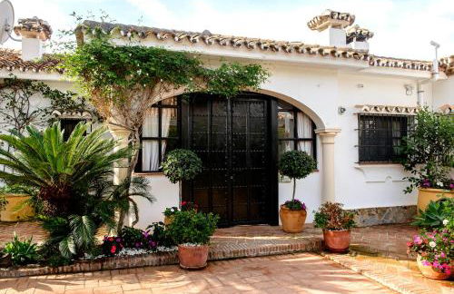 CASA MICHAEL - El Paraiso, Marbella - Photo 7