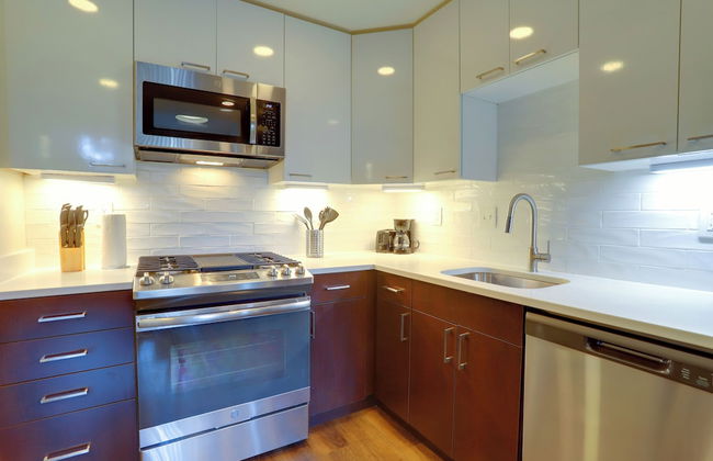 Walkable DC View Apartments - Photo 38