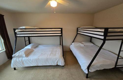 Dallas Lakeside Bliss Stay - Private Pool, Air hockey and High speed internet - Foto 7