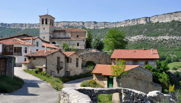 Tour in Espinosa de los Monteros - Photo 3