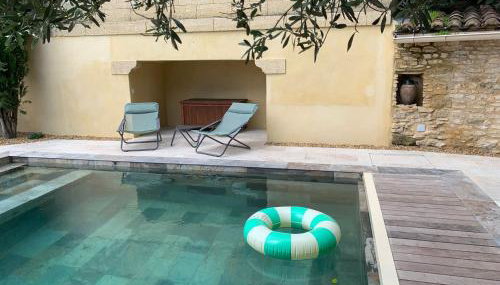 Maison uzès piscine plein sud avec superbe vue - Foto 2
