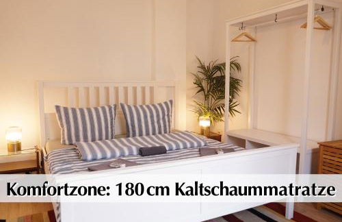 Helle Altbau FeWo mit Kingsize Bett, Smart-TV, Nobilia Küche - Nur ein kurzer Spaziergang in die Altstadt und zum Domplatz - Kostenlose Parkplätze in den umliegenden Straßen - Ausgewählte Tipps für Erfurt inklusive - Foto 8