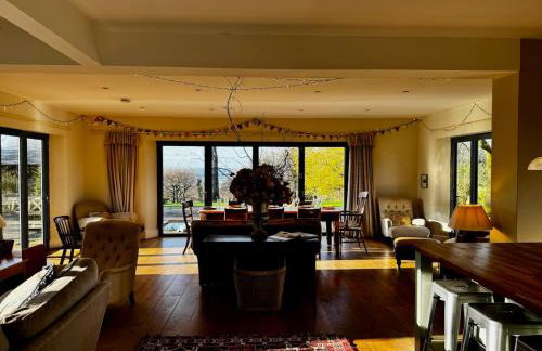 Hill House - Country Retreat by Maison Pro - Photo 27