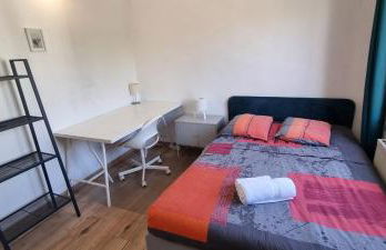 Appartement calme 3 chambres avec lit double Wifi - Parking facile - Foto 13