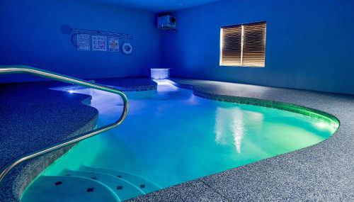 Swimming in the Smokies by American Patriot Getaways - Foto 5