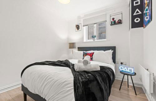 2 Cosy Bedroom Sleeps 6 02 Arena Perfect for Contractors Families and Groups - Photo 4