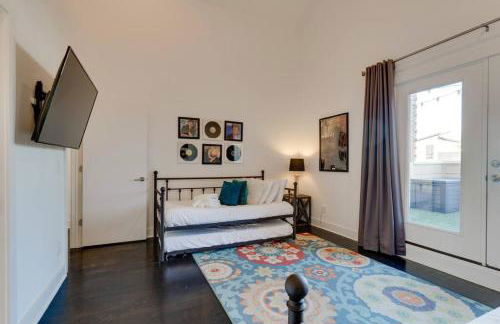 Epic Location- Steps from 12th S, Sleep12 - Foto 32