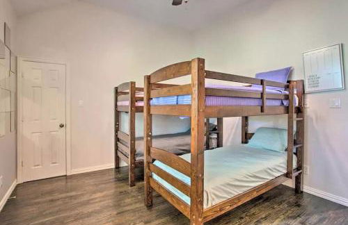 Heated Pool, Pool Table, Hot Tub, Home Theatre, Guest House, Basketball Court, Sleeps-20 - Foto 32