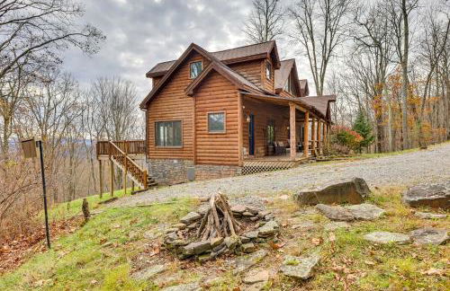 Game Room, Deck and Views Idyllic Slaty Fork Cabin - Foto 38