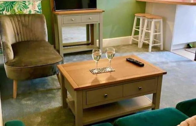 Cosy Coach House Garden Apt by the Sea Res Parking - Foto 6