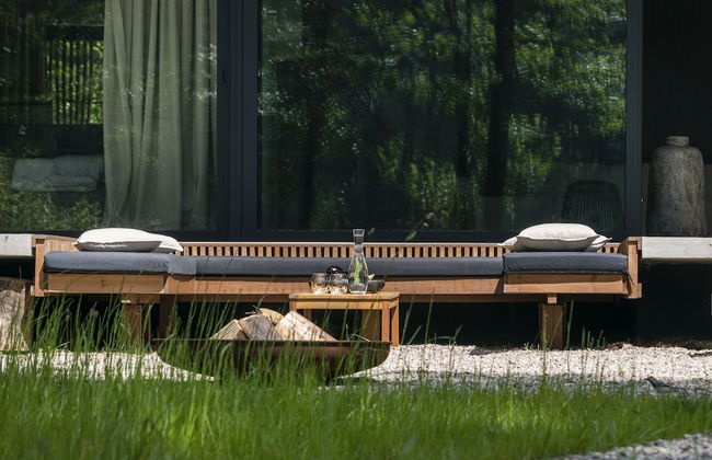 The Lake. Unique Waterfront Villa - Photo 75