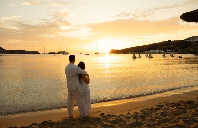 Professional Photoshoot in Lindos - Photo 4