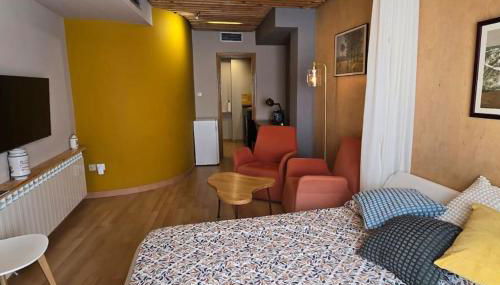 Estudio de diseño con parking en el centro - Foto 3