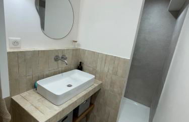 Les baleines - hypercentre 2 chambres avec garage et clim - air conditioning - Foto 11