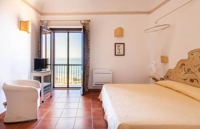 Maragani Beach Rooms & Breakfast - Photo 16