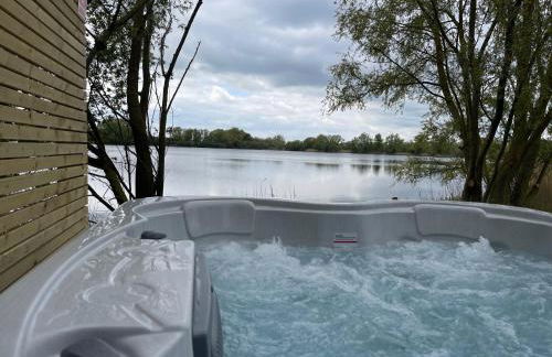 1 Willowmere lakeside Hideaway - Photo 7