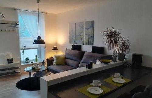 Op-England-I-mit-Terrasse-grossem-Garten - Foto 4