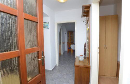 Lori Rabac App - Foto 24