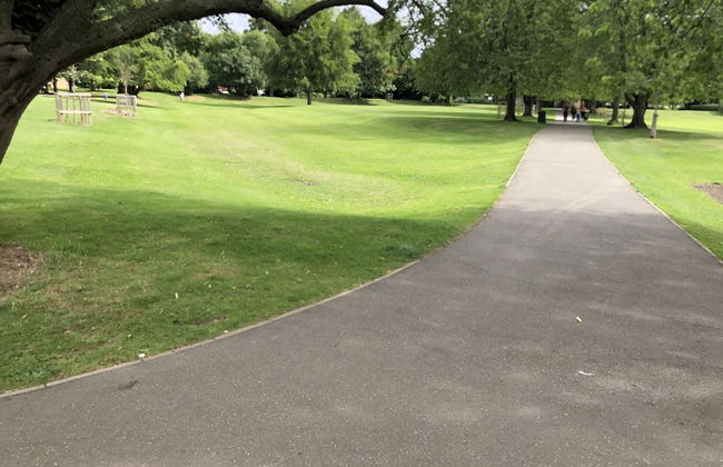 Superb Apartment With Sky Glass TV and Netflix - Foto 13