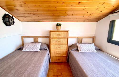 Casa cómoda delante de la playa con vista al mar - Photo 21