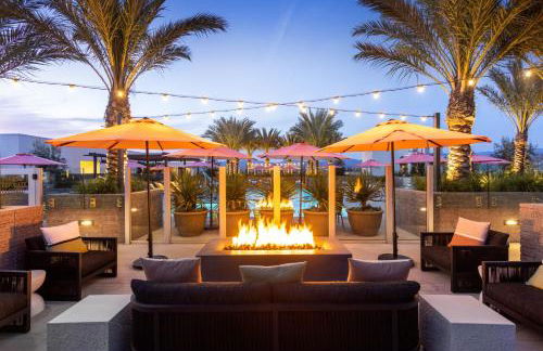 Heart of North Hollywood 2 bed Apt FREE parking, hot tub, pool, gym - Foto 41