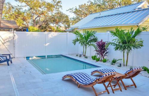 Downtown Gulfport Heated & Cooled Pool-B - Foto 1