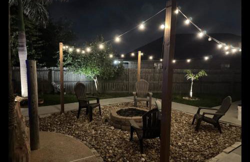 Backyard Oasis in Brownsville! - Photo 31