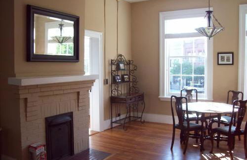 Large Historic Downtown Loft Front - Foto 6