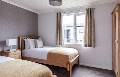 Roydon Marina Village Lodges - Foto 11