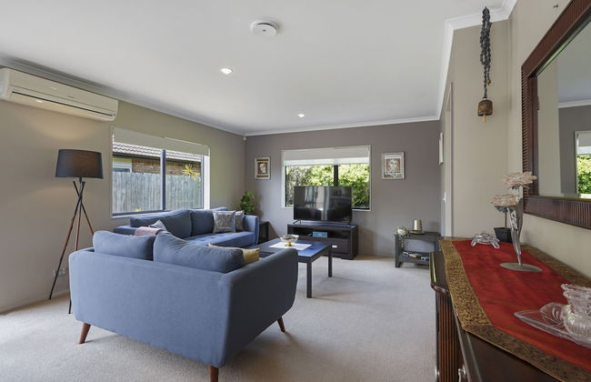 Spacious Family Home -Fully Fenced Yard - Foto 19