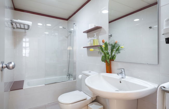 Apartamentos Porta Coeli - Photo 57