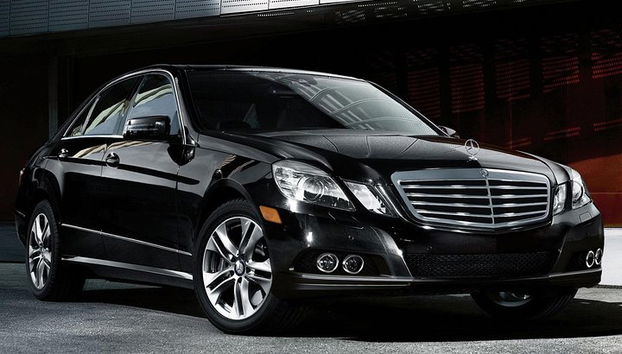 Coche de lujo de día completo con conductor a disposición en Lyon - Foto 5