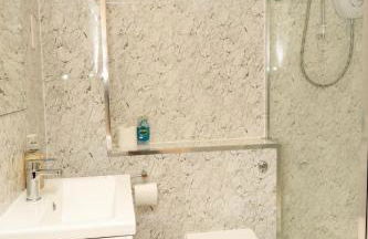 2 bed flat near Livingston North Station - Foto 31