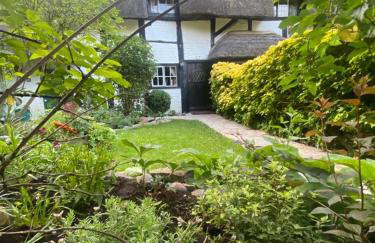 Old Cottage in Stratford upon Avon - Photo 5