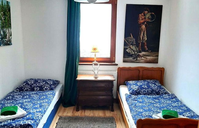 Spacious Holiday Home in Piechowice With Garden - Foto 4