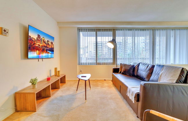 Prime Crystal City Apartments - Photo 58