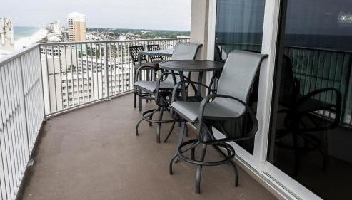 Total Remodel - 3BR-3BA Corner Beachfront - Winter Snowbirds Welcome! - Foto 5