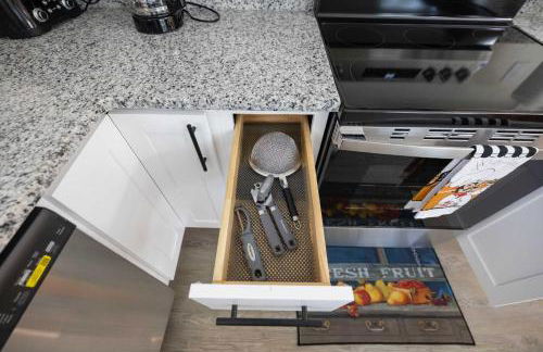 4 Min to Downtown - 10 Min to Elon - Washer and Dryer - Foto 41