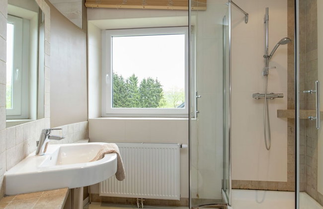 Spacious Holiday Home in Grand-halleux Near Vielsalm - Photo 18