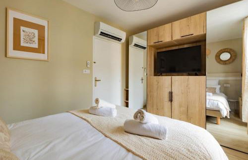 Plein centre - climatisé - à proximité cité médiévale - Foto 11