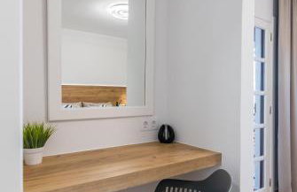 CASA ZUZA - AC, heated pool, 2 terraces, 2 bedrooms & bathrooms, tv channels - Foto 26