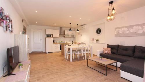 Apartments Ines - Foto 3, dishwasher, minibar