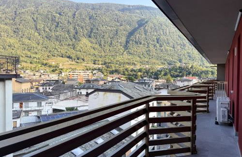 THE GEM - 1 min walk to Bernina Express - Foto 6