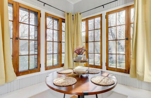 Cozy North End Farmhouse Easy walk to Downtown - Photo 9