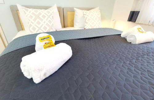 BohnApartments Luxury Villa Berlin - 210qm - Wintergarten - Kamin - 4 kostenlose Parkplätze - 6 Schlafzimmer - Neubau - Luxusausstattung - Foto 8