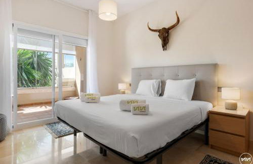 ViVi Homes - Toscana Luxury, Views, Pool & Terrace - Photo 4