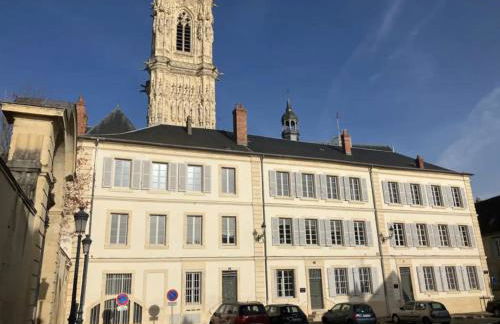 La Chapelle, Les Suites du Palais, l'unique 5 étoiles de Nevers, Suite d'Exception, by PRIMO C0NCIERGERIE - Foto 47