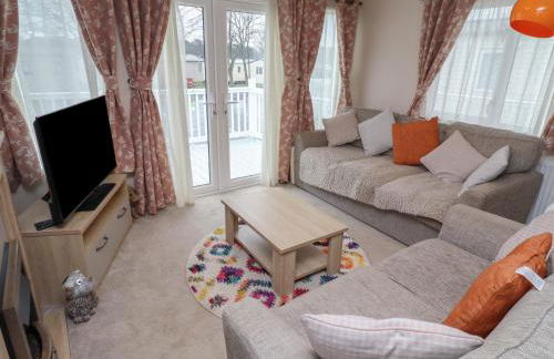 Cresswell Towers - Photo 3