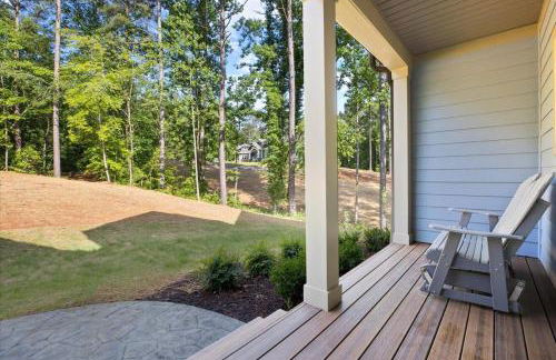 Lake Norman Home Lake Access with Heated Pool & Hot Tub - Foto 16